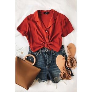 Lulu’s Button-Up Crop Top